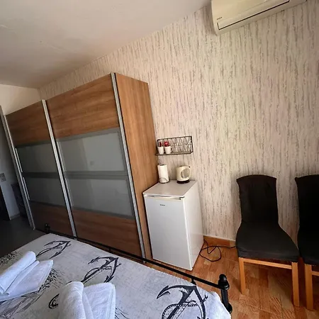 Pansion Ivana Baska Voda Exterior photo