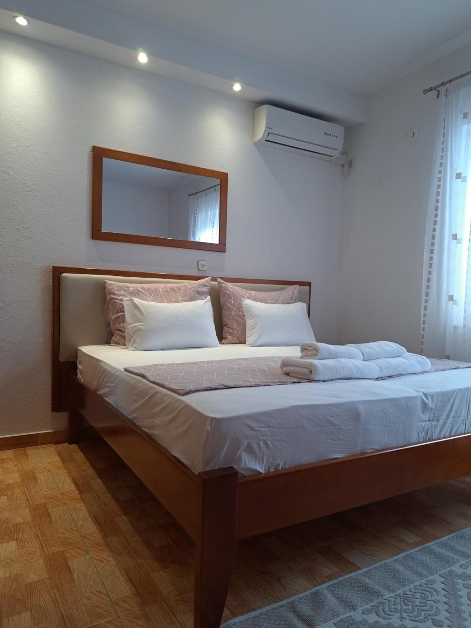 Apartment Pansion Ivana *