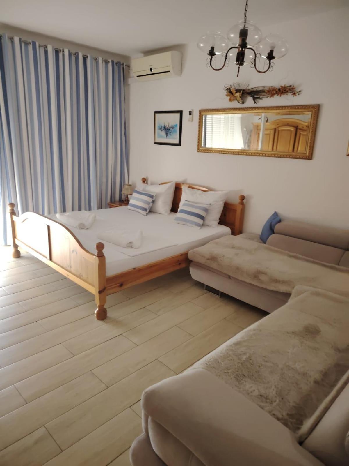 Pansion Ivana Apartment *